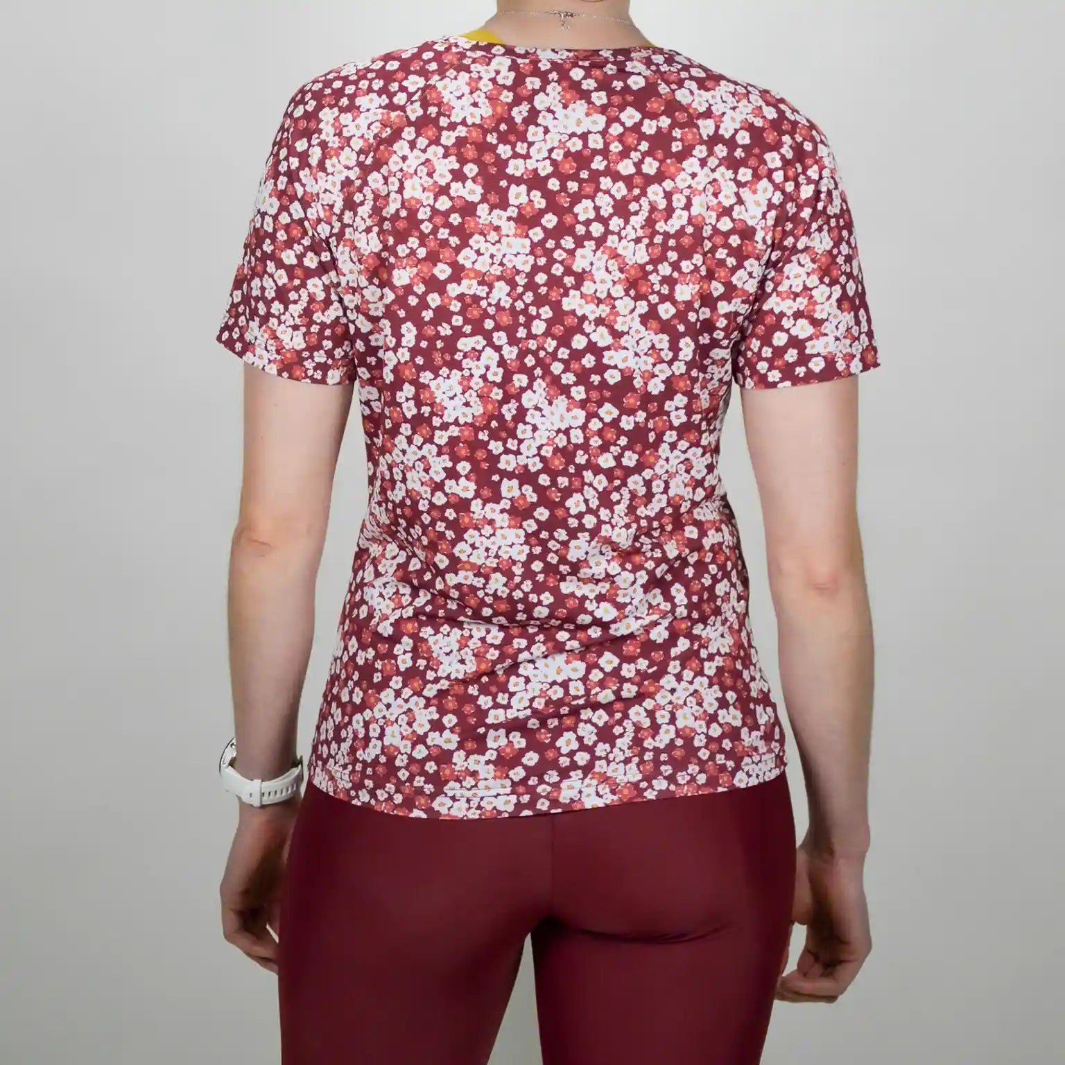 TEE SHIRT MULTISPORT FEMME BORDEAUX FLORAL